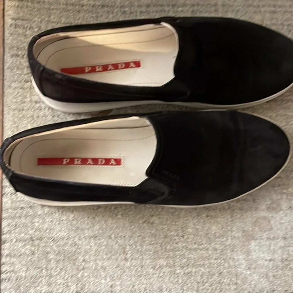 Prada Women’s Slip-on Sneakers Black Suede Size 8 (EU38) - Picture 5 of 7